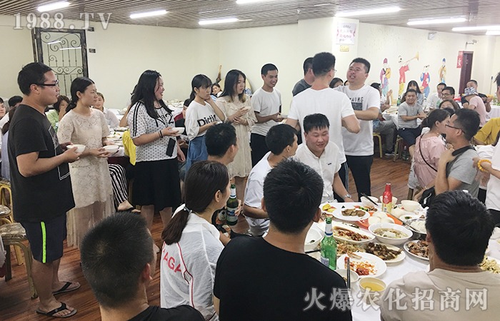 看碧海藍(lán)天,賞異國風(fēng)情——2018青島踏浪之旅