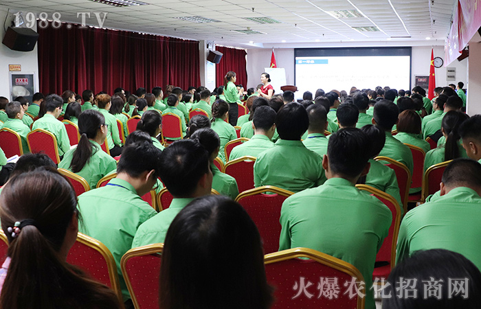 讓禮儀融入每個細節(jié),從容優(yōu)雅過一生!